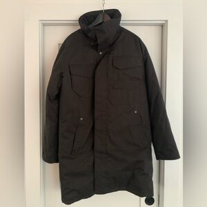Canada Goose Men's Dark Black Jacket [Black Label] Large [Like New]
